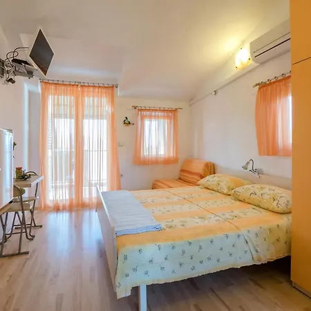 Homestay Topolovec Luka (Dugi Otok)