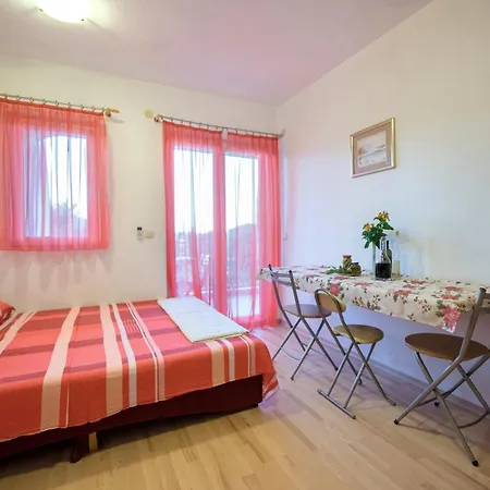 Topolovec Δωμάτια σε οικογενειακή κατοικία Luka (Dugi Otok)