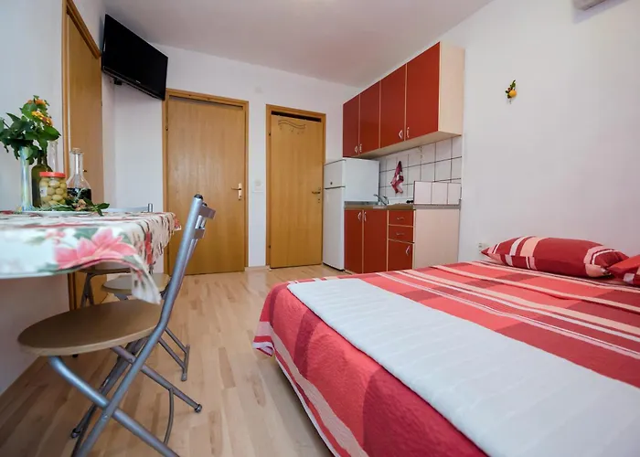 Topolovec Luka (Dugi Otok)