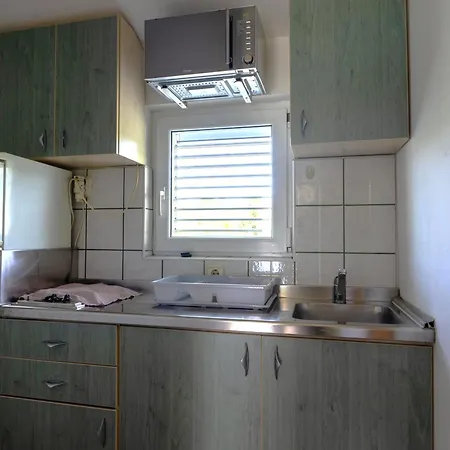 Ostanak kod kuće Topolovec