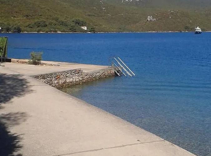 Topolovec Pansiyon Luka (Dugi Otok)