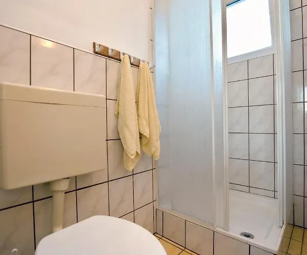 Topolovec * Luka (Dugi Otok)